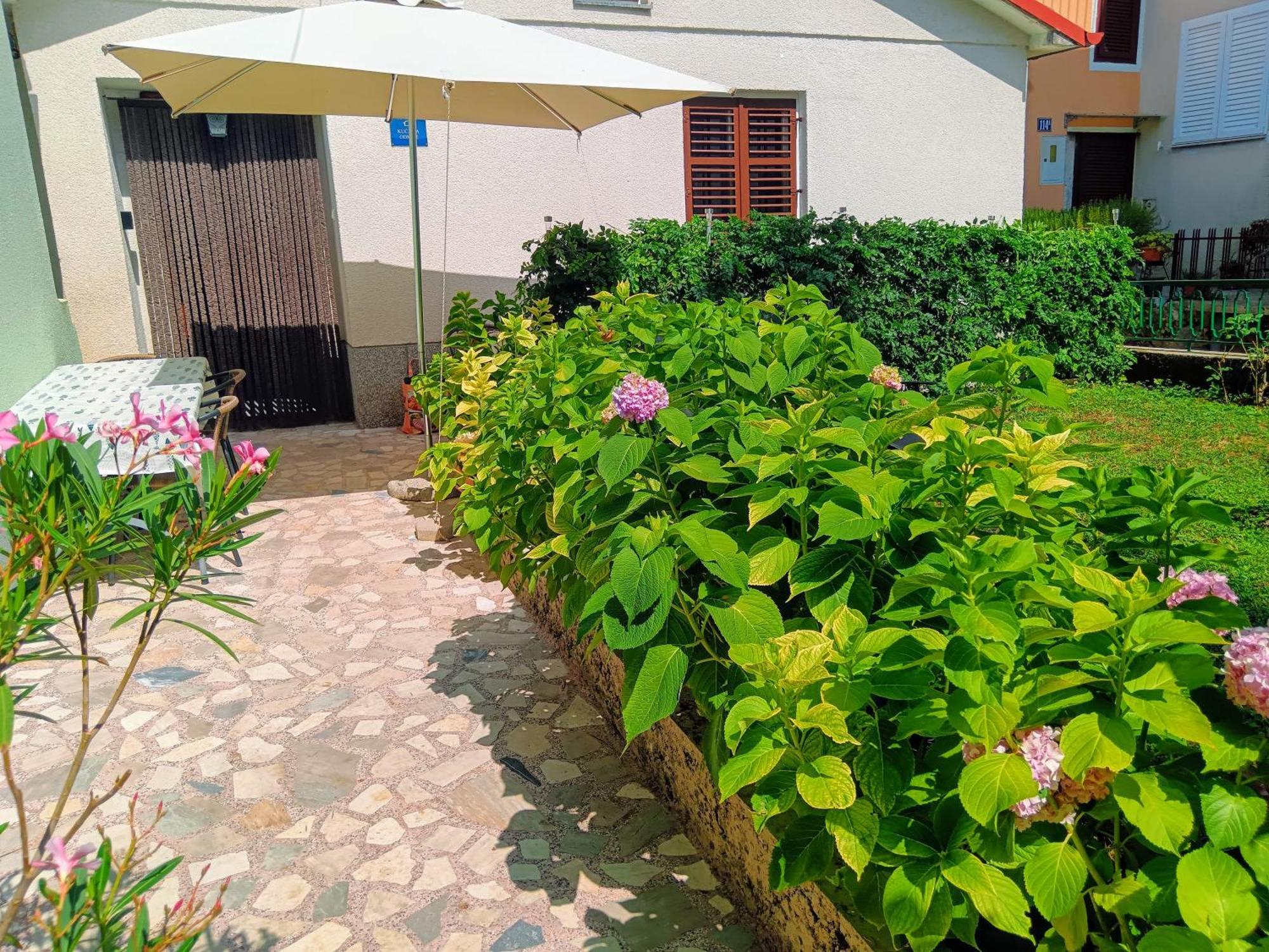 Holiday House Palma Dobrinj Bagian luar foto